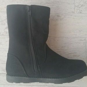 Cat & Jack Toddler Girls' Reva Ruffle Boots Black